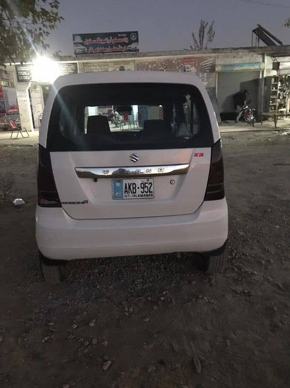 Suzuki Wagon R 2018 3