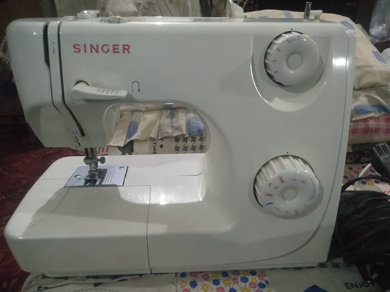 Singer sewing machine model 8280 0