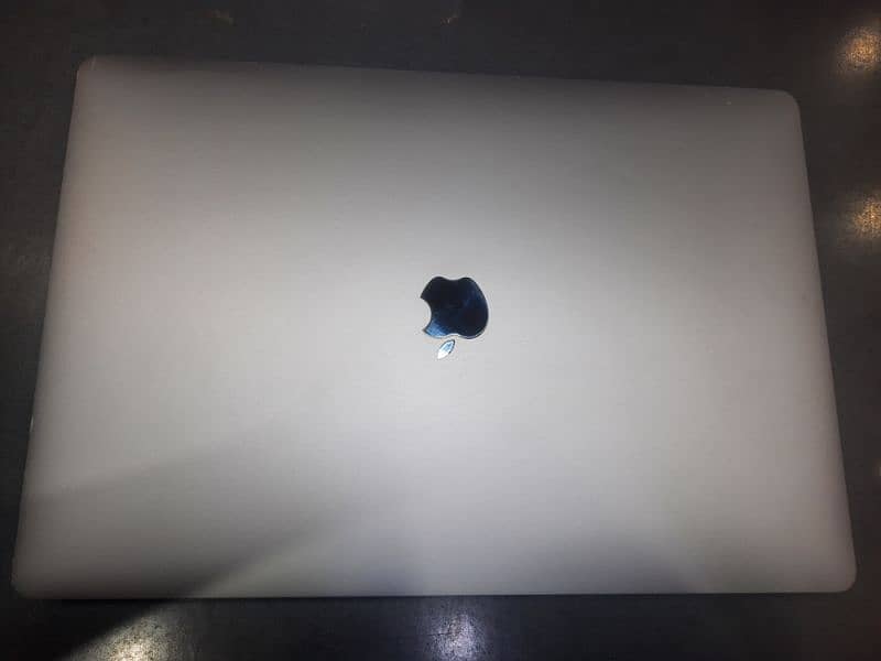 Apple Macbook pro 2019 2