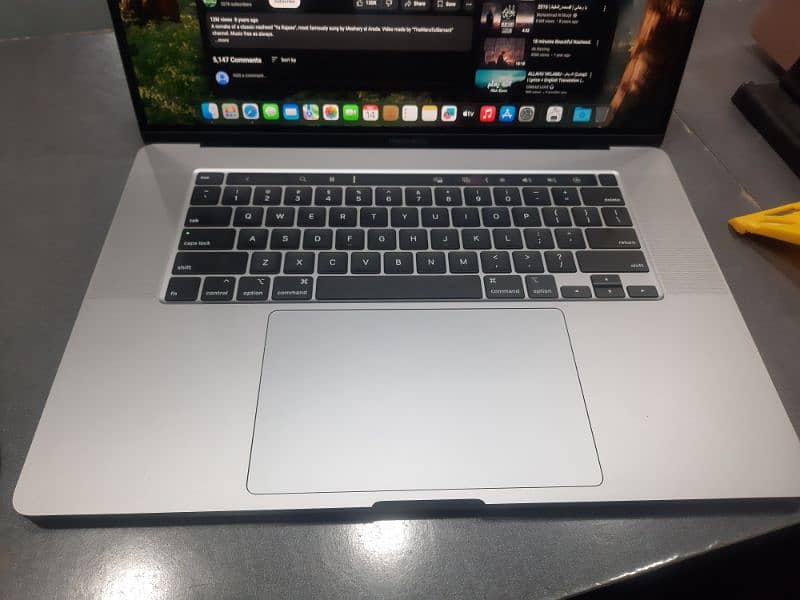 Apple Macbook pro 2019 9