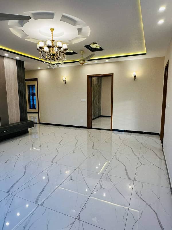 Bahria Town Phase 8 House Sized 7 Marla For Rent 15