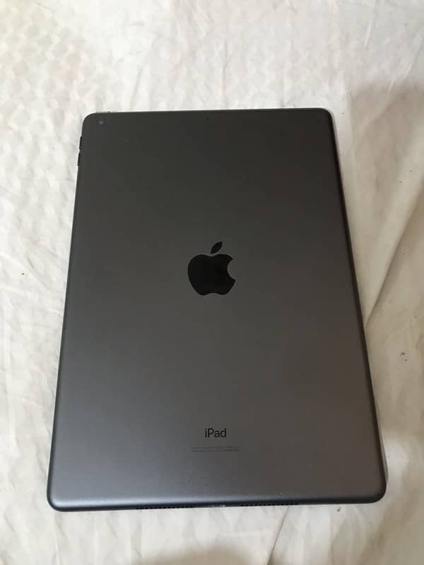 Apple Ipad 8th generation 32gb 2