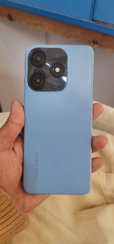 tecno spark 10c 8/128gb with box and charger condition 10/8 no open 0