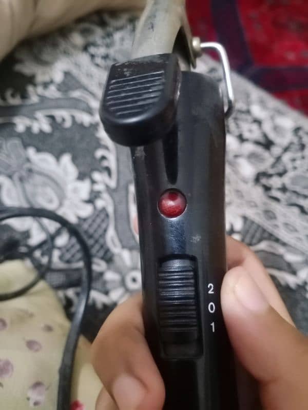 single hair curler 1