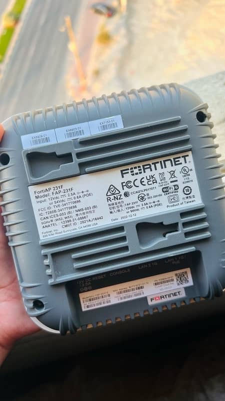 Fortinet 231F WIFI Access point 1