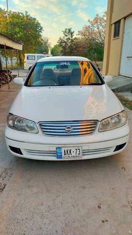 Nissan Sunny 2009 4