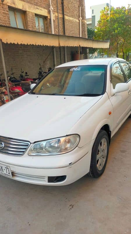 Nissan Sunny 2009 6