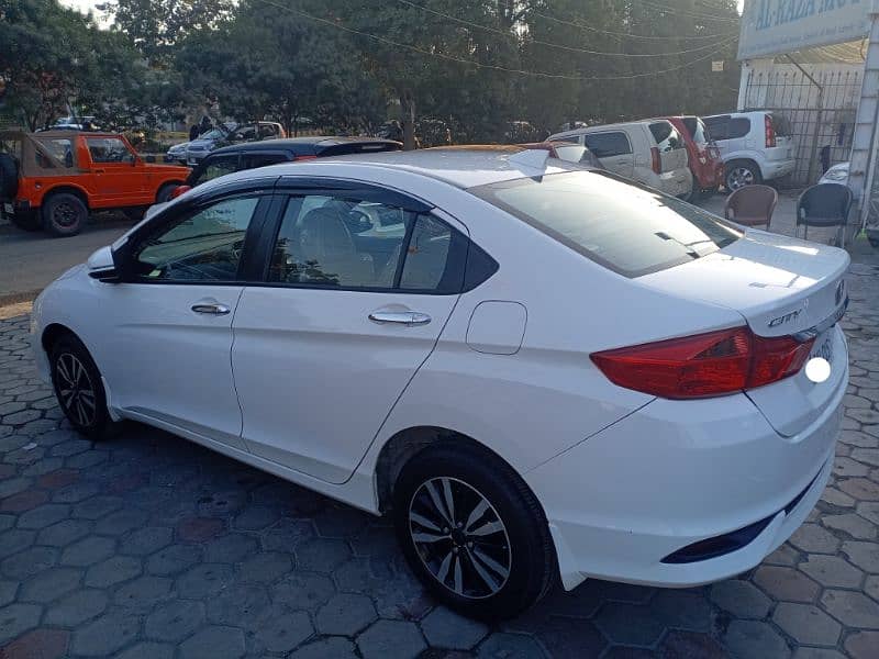 Honda City IVTEC 2022 total genuine 16