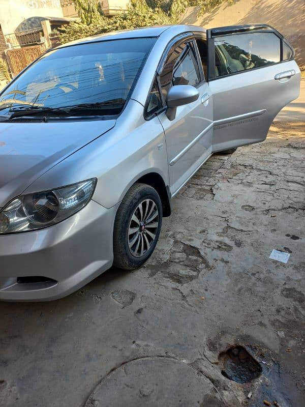 Honda City IDSI 2006 5