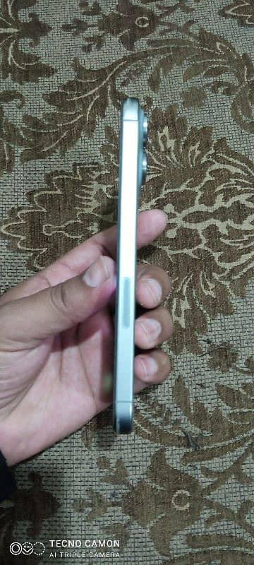 I Fon 15ProMax256GB 9