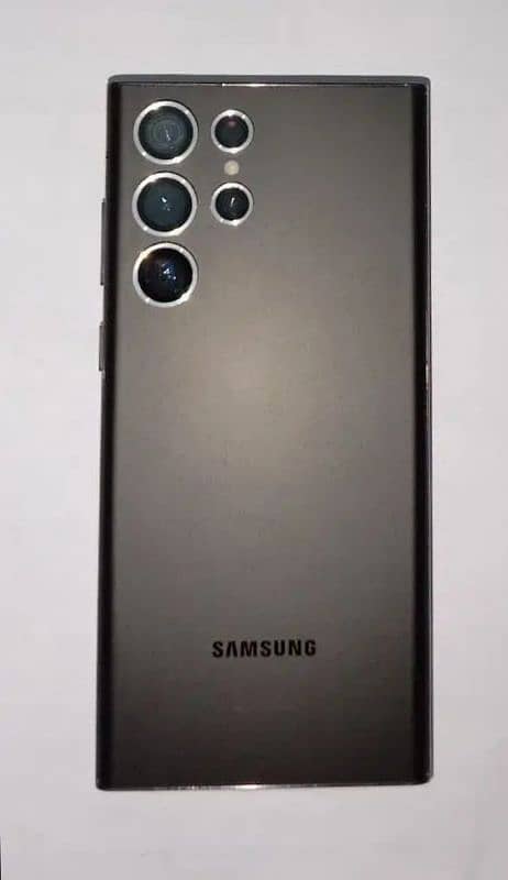 Samsung Galaxy S22 Ultra 3