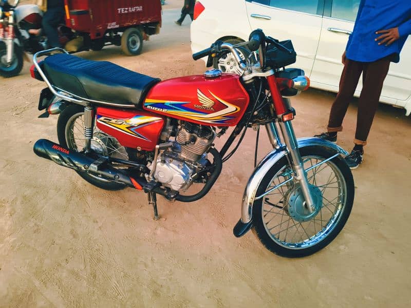 Honda CG125 2019 Lahore number Lush Condition 6