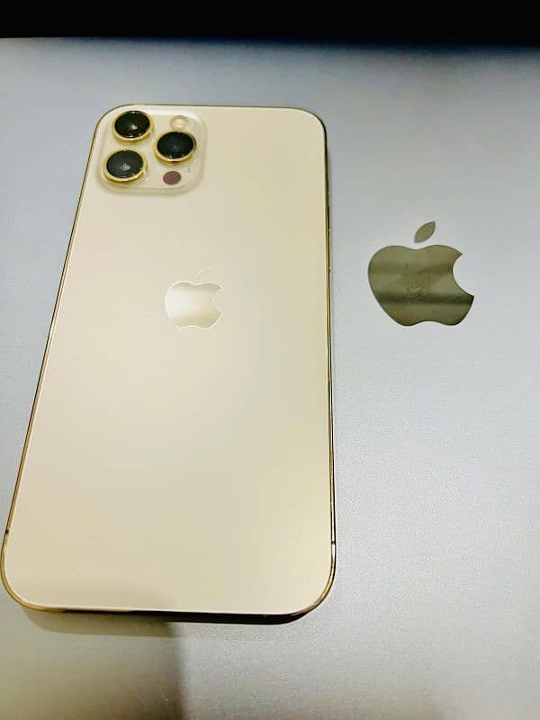 iPhone 12 Pro Max Golden 94 BH 0