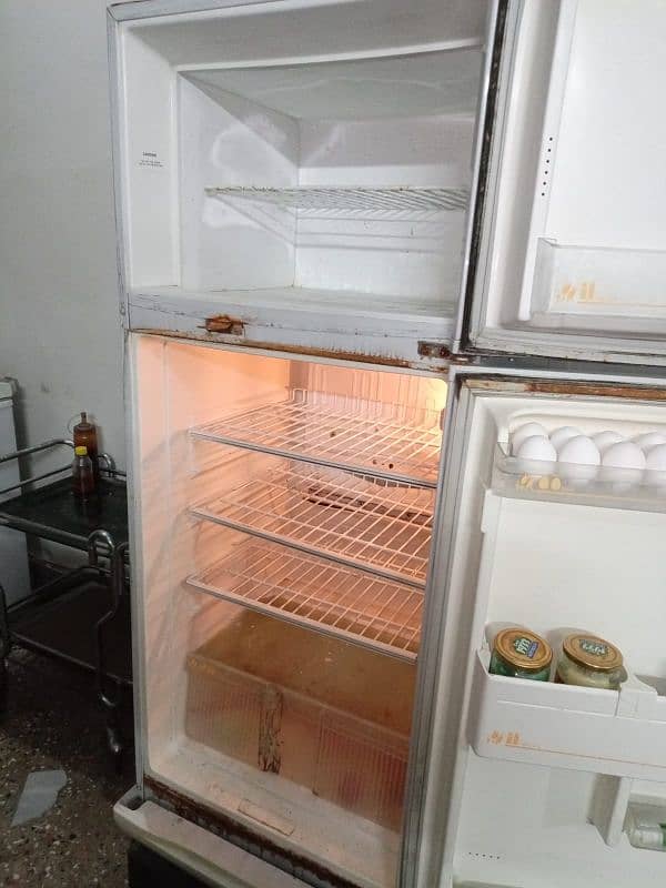 2 door refrigerator Phillips whirlpool for sale good working condition 3