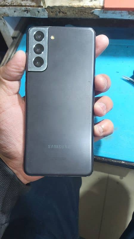 Samsung S21 8/128 non pta with box 1