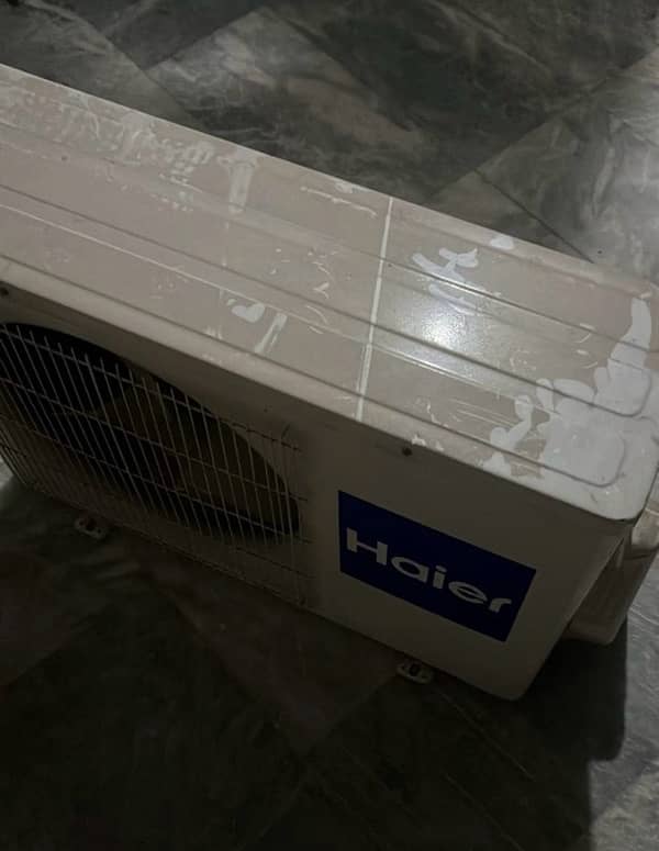 Haier split AC 1 ton 0