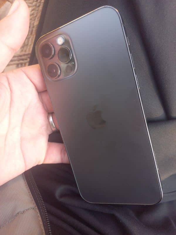 Iphone 12 pro 3