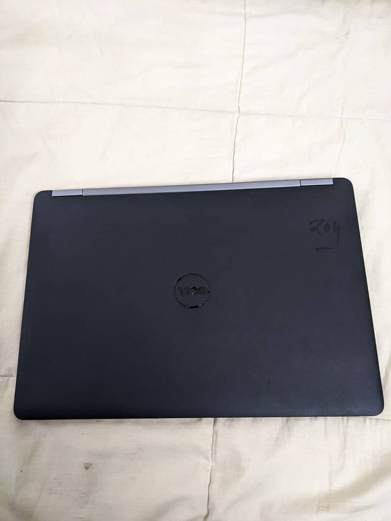 Brand new laptop used only 2 months 1