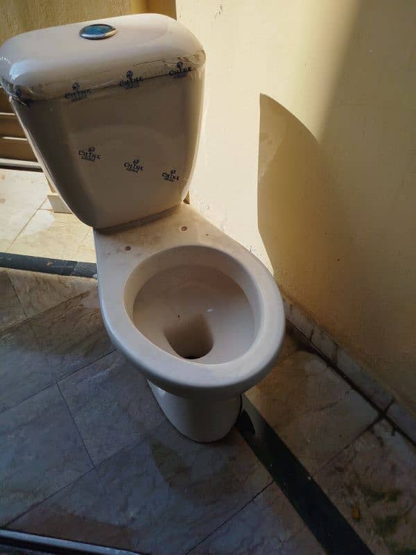 New Commode 1