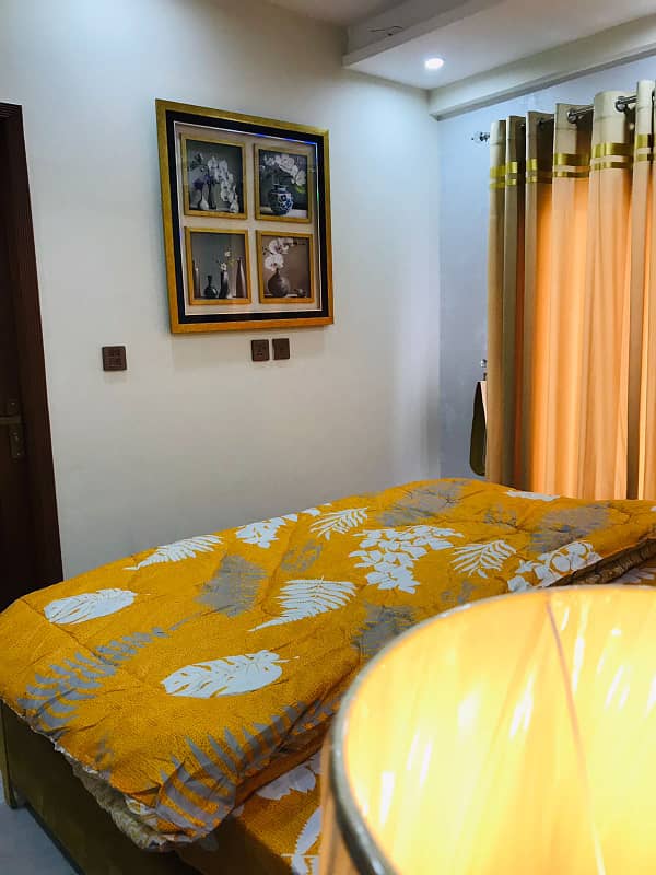 Luxury studio -Bedroom Apartment for Daily Rent Bahria Town Lahore 4