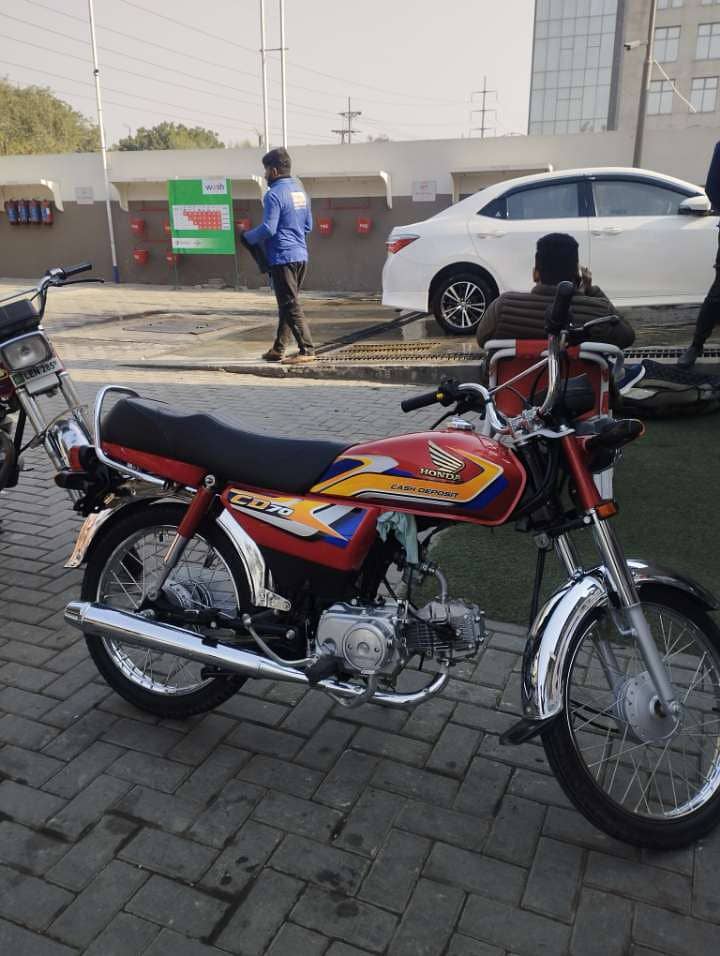 Honda CD 70 for sale steker 25 model 0