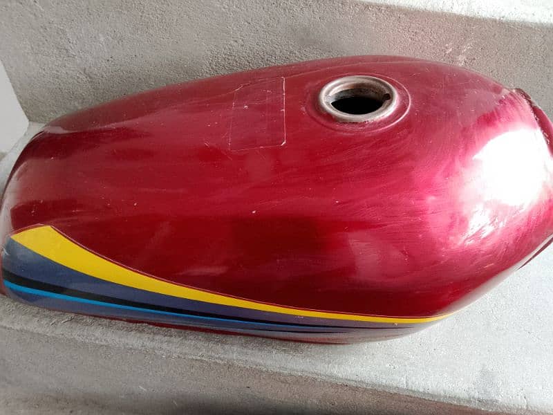 Honda 125cc fuel tanks 6