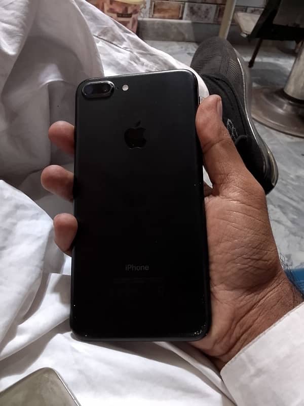 I phone 7 plus 128gb 4