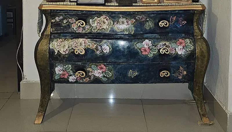 hand painted  console for sale in karachi 0