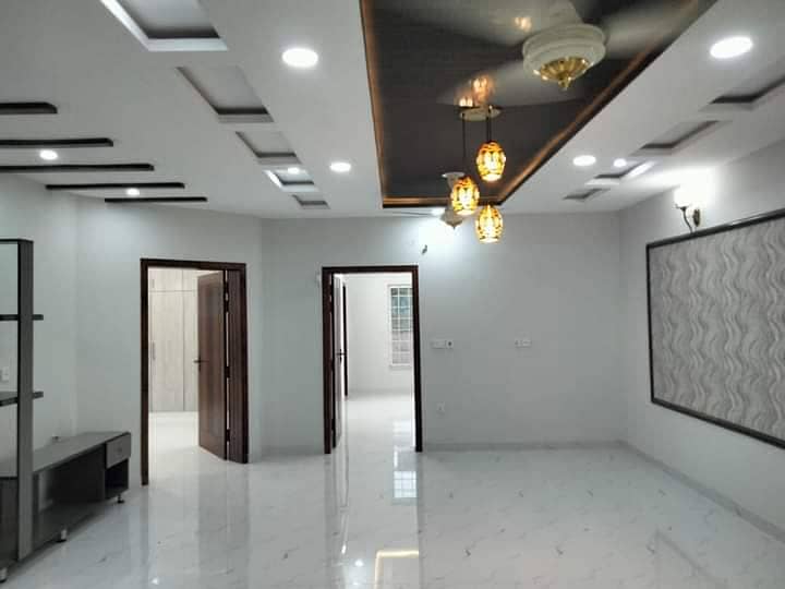 Complete Separate 7 Marla Ground Portion Available For Rent In Gulraiz 6