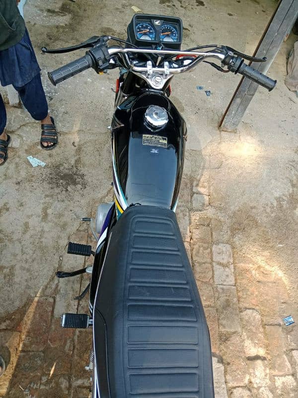 Honda 125 Raheemyar Khan numbr 2