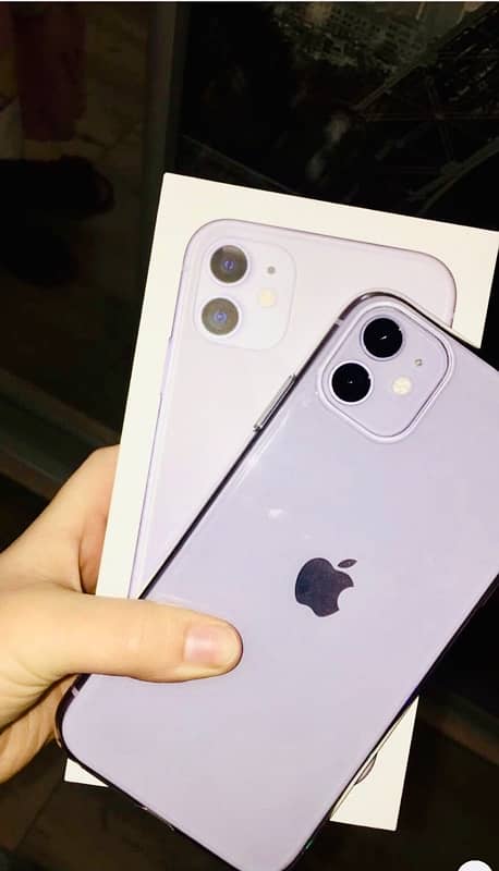 Iphone 11 with box 0