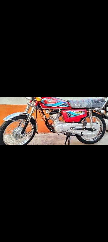 Honda 125 Lush Condition 2023/24 1