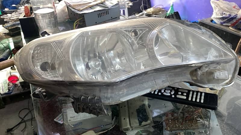 Toyota corolla headlight 1