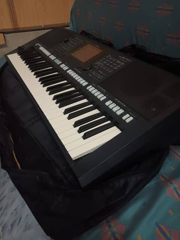 Yahmah PSR S750|Used Keyboard 3