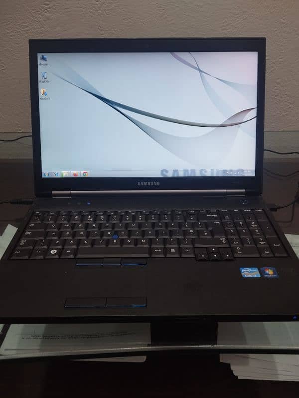 Laptop i3 2nd Generation 4GB 500GB 0