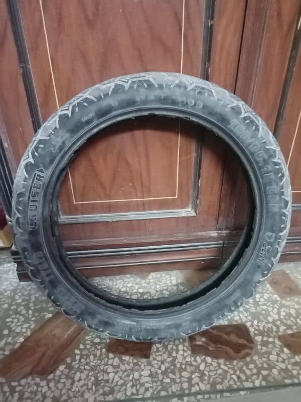 Suzuki GS. 150 Rim. Tyre 3