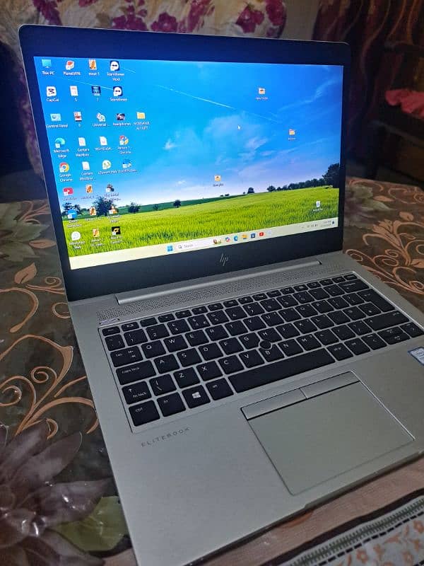 HP ELITEBOOK I5 8TH GEN Touch Secreen 0