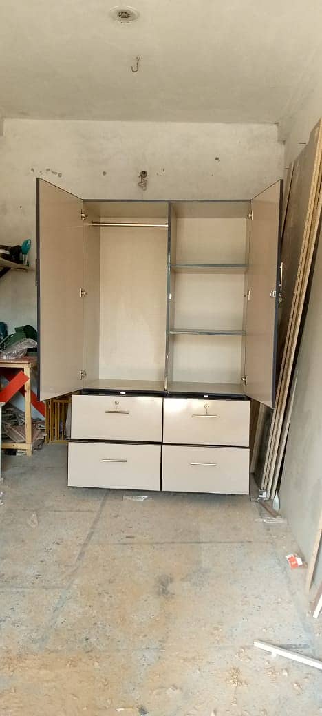 Wardrobes/Almari /Wooden Almari /Shose Rack/ 3Door /2Door Almari 5