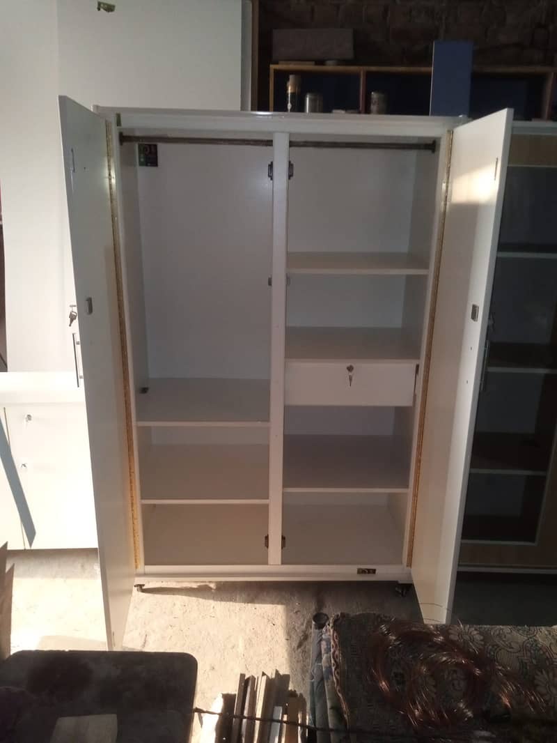 Wardrobes/Almari /Wooden Almari /Shose Rack/ 3Door /2Door Almari 6