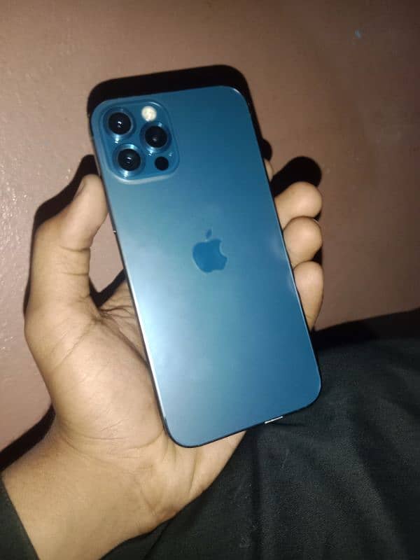 iPhone 12 Pro 0