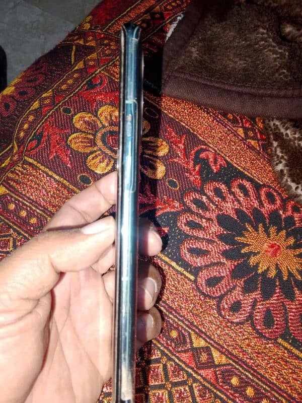 one plus 9 pro 12/256 for sale at low price 4