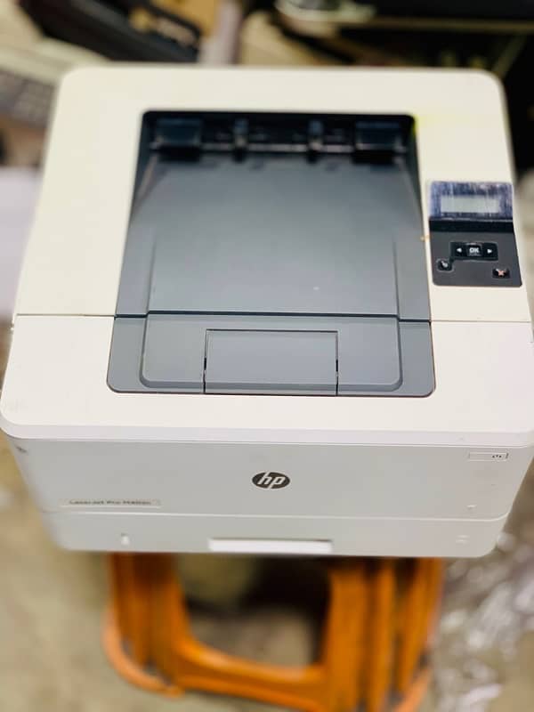 Hp laser jet pro 402n 0