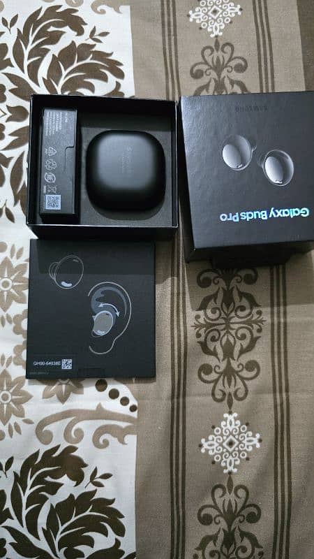 galaxy buds pro unused box open 2