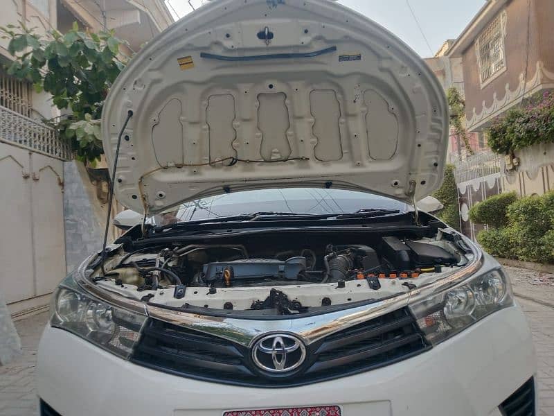 Toyota Corolla XLI 2015 9