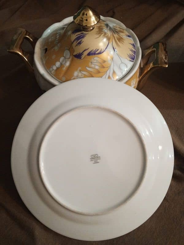 crockery 2