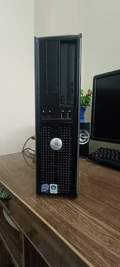 Dell Core 2 Duo Optiplex 755 with 17 inch LCD