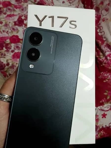 vivo y17 s 3