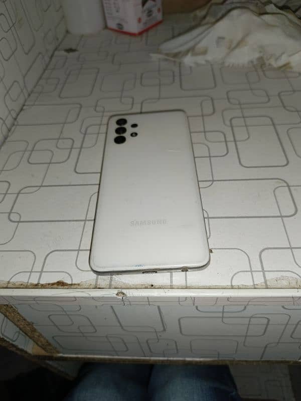 Samsung a32 for sale hai 8