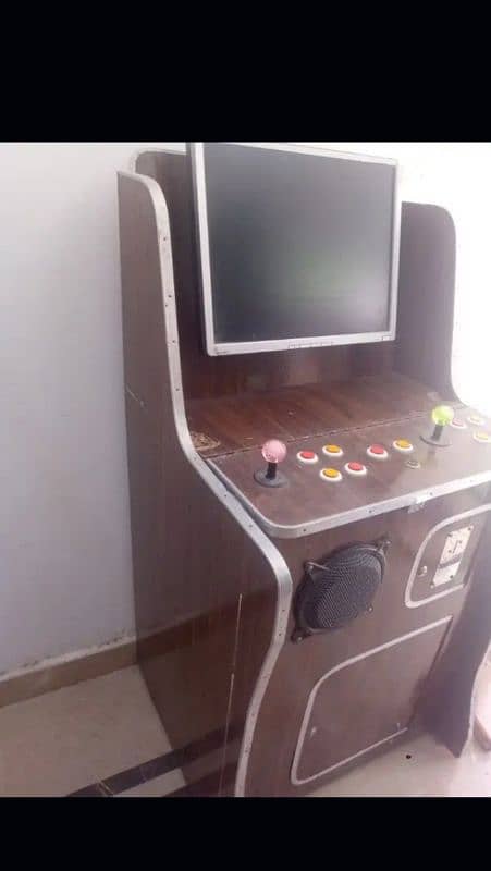 Arcade machine 1