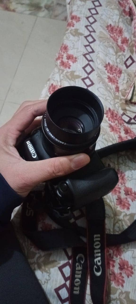 Cannon 200d | Used Contion 9.5/10. With 50 MM 1.8 Lense. Working fine 2